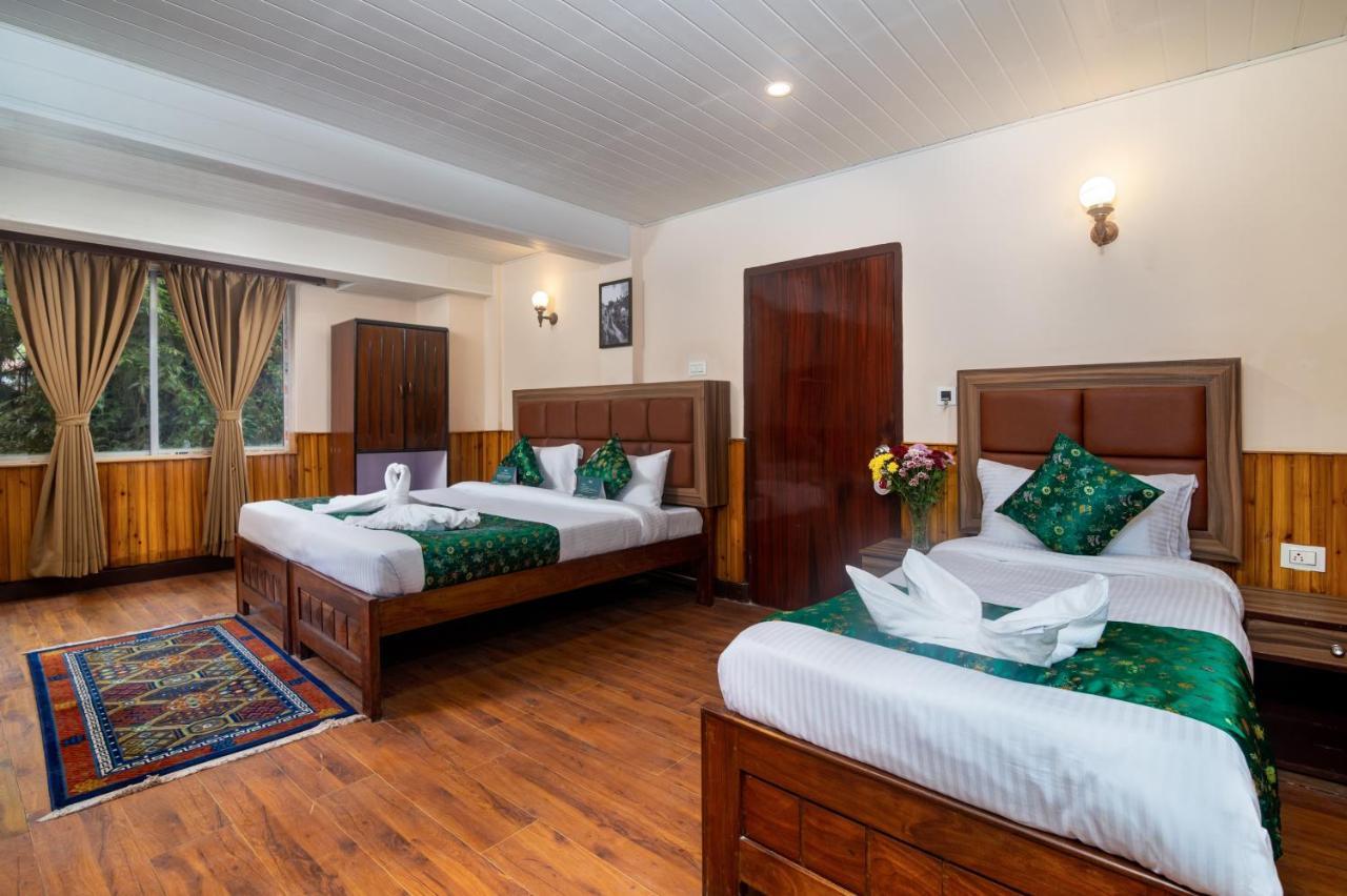Muscatel Roma - 400 Mts From Mall Road 다르질링 외부 사진