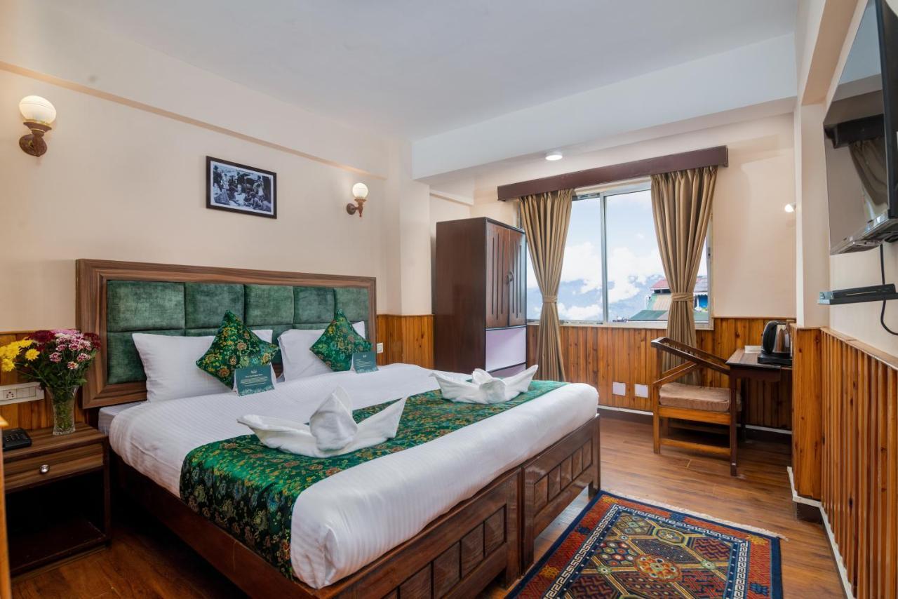 Muscatel Roma - 400 Mts From Mall Road 다르질링 외부 사진