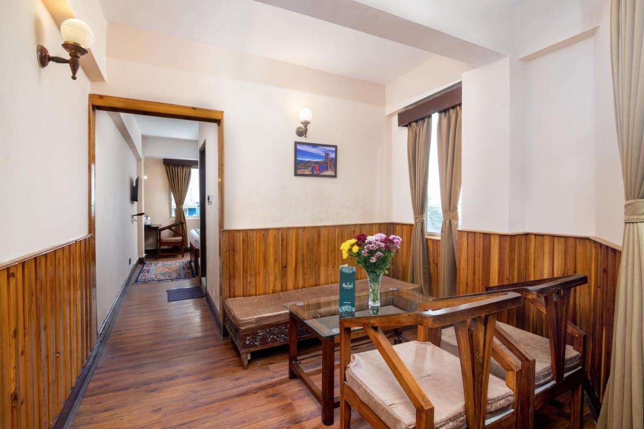 Muscatel Roma - 400 Mts From Mall Road 다르질링 외부 사진