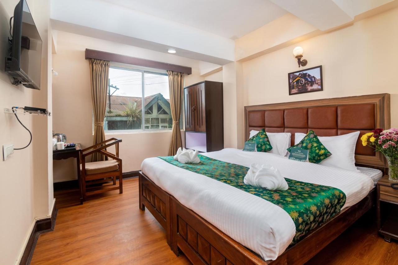 Muscatel Roma - 400 Mts From Mall Road 다르질링 외부 사진