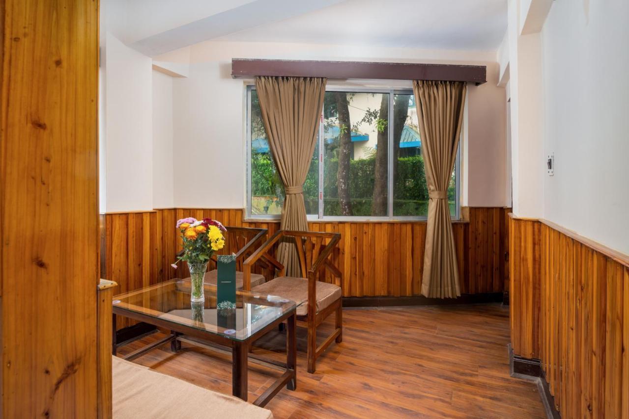 Muscatel Roma - 400 Mts From Mall Road 다르질링 외부 사진